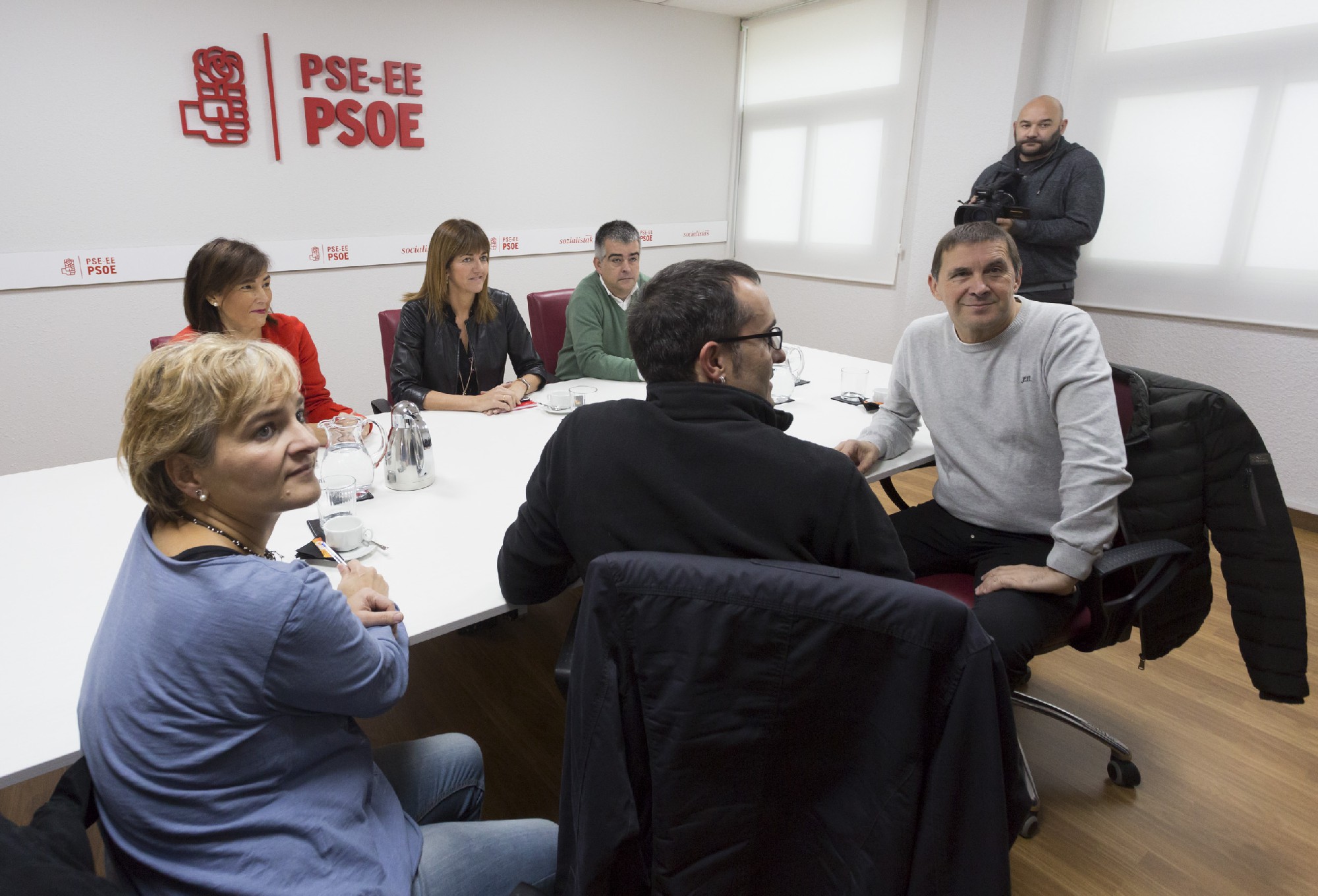 Reunión entre PSE y Bildu