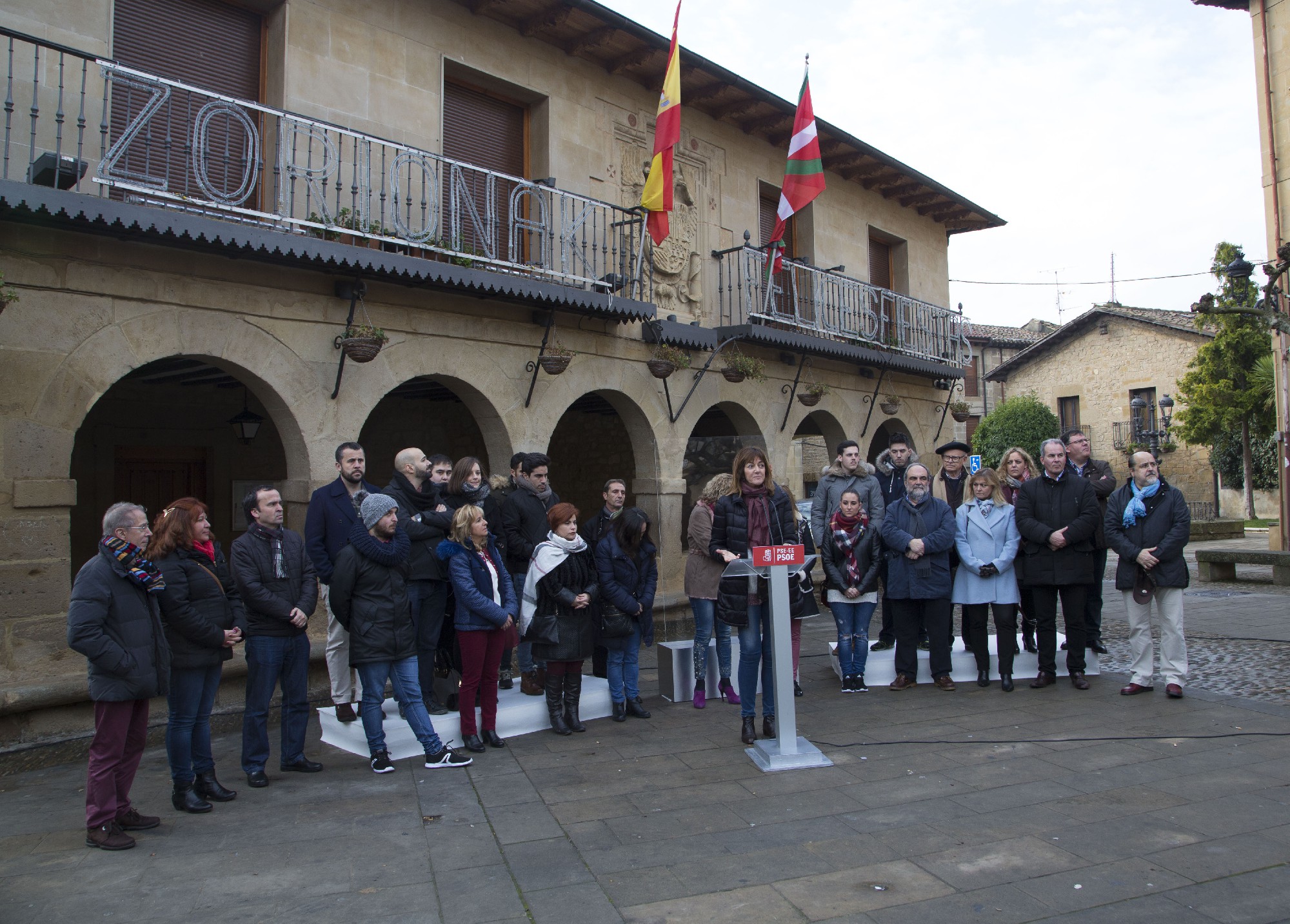 Idoia Mendia participa en la fiesta de las agrupaciones de Álava FOTO: Socialistas Vascos