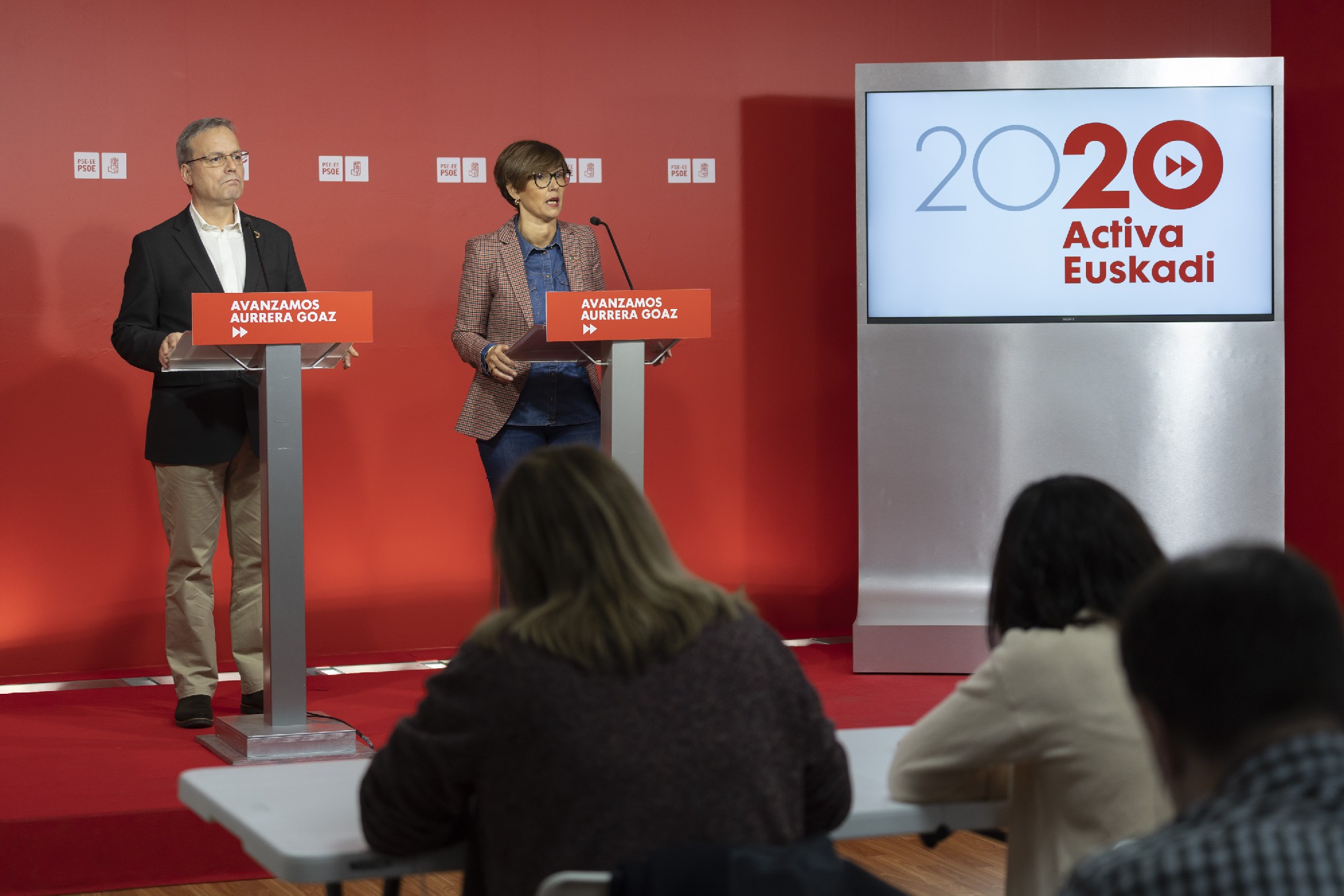 Alfredo Retortillo y Begoña Gil presentan el lema de campaña del PSE-EE en 2020 | Foto: Socialistas Vascos