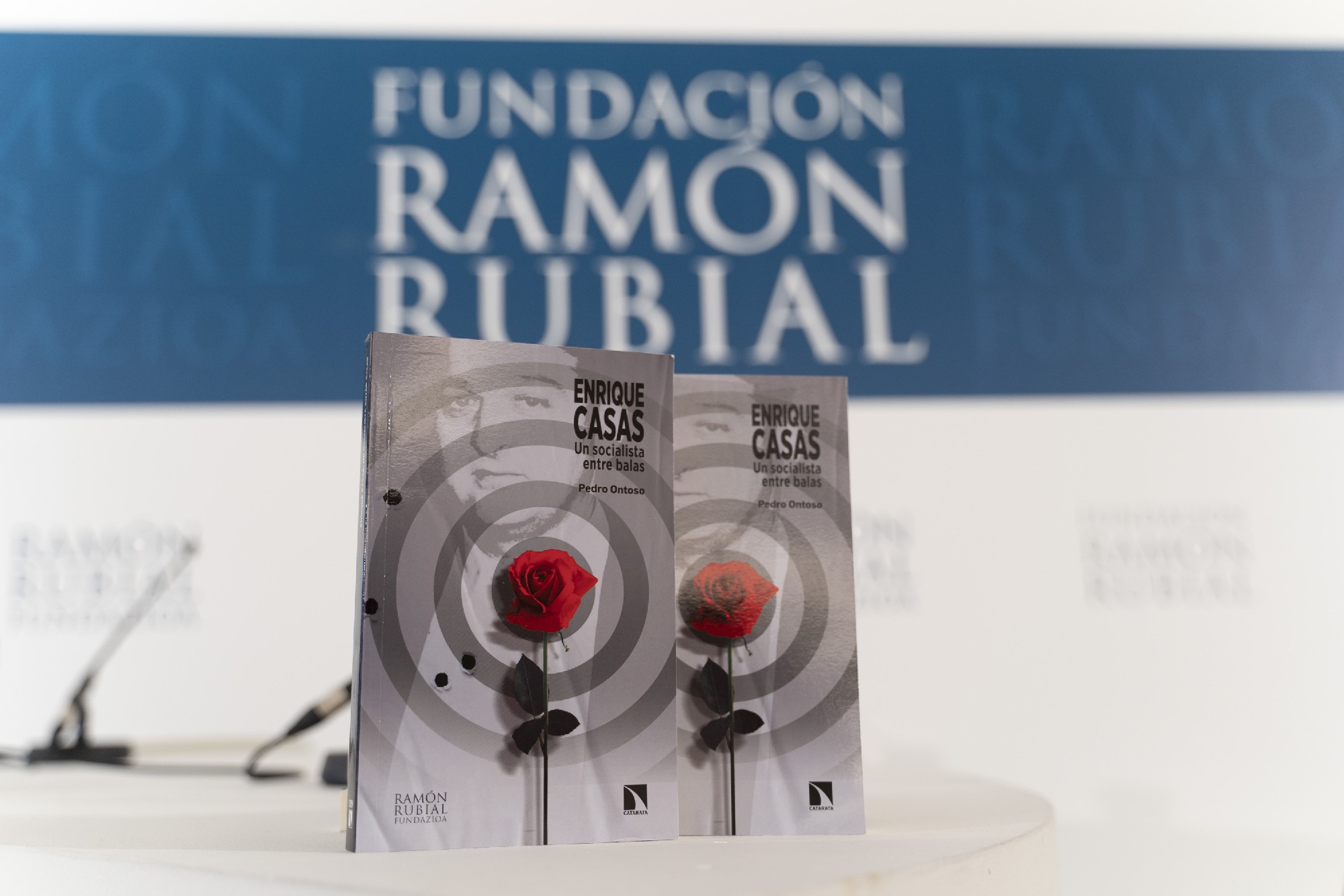 Presentación del libro "Enrique Casas, un socialista entre balas" Foto: Socialistas Vascos