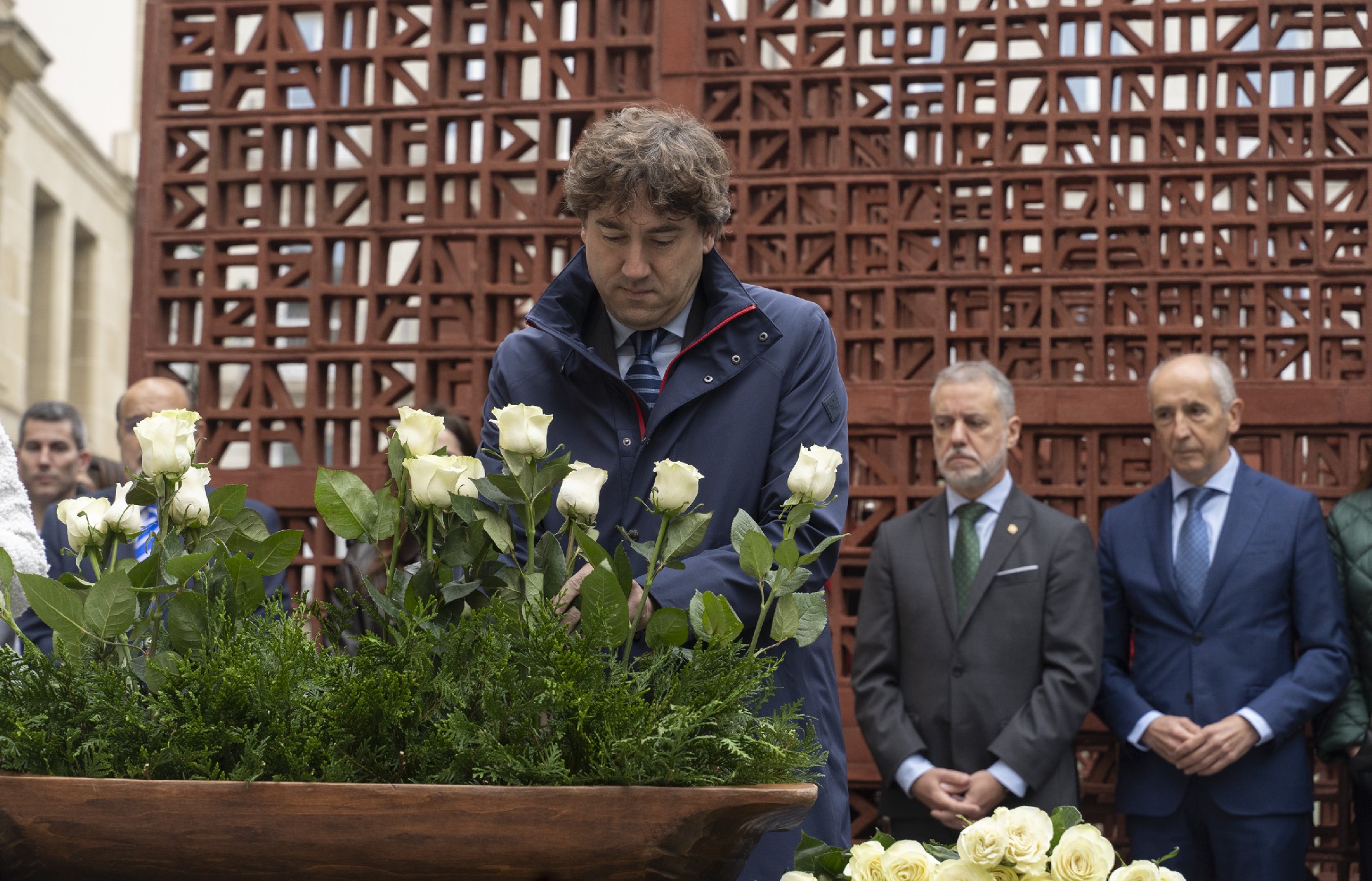 Los Socilistas Vascos participan en el Parlamento Vasco en el en Día de la Memoria | Foto: Socialistas Vascos