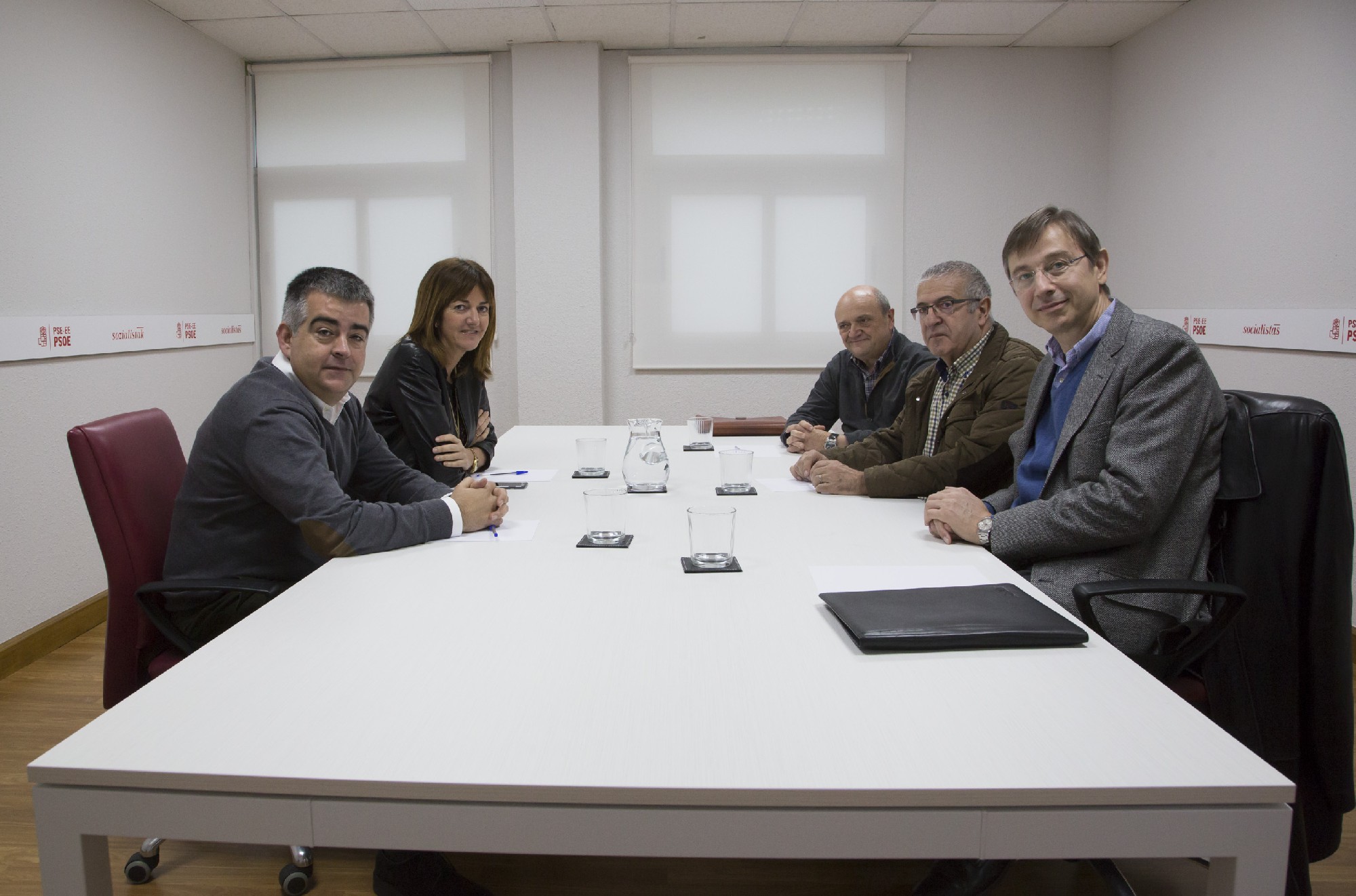 Idoia Mendia se re&uacute;ne con los impulsores de Aubixa Fundazioa | Foto: Socialistas Vascos