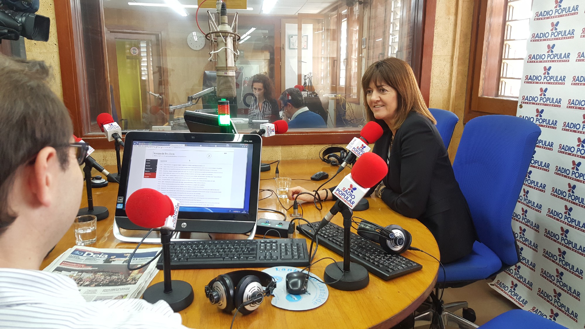 Idoia Mendia durante la entrevista en Radio Popular | FOTO: Socialistas Vascos