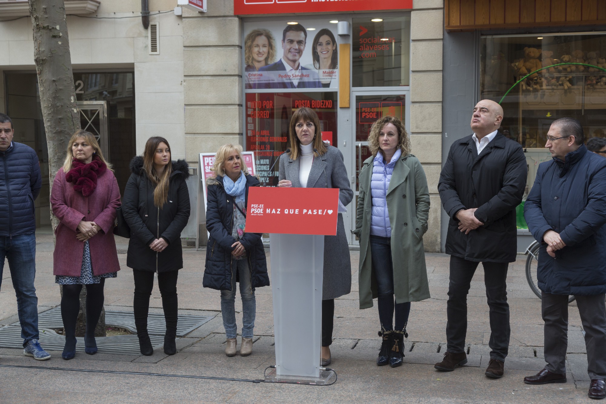 Idoia Mendia y Cristina Gonz&aacute;lez en Vitoria-Gasteiz #28A #HazQuePase Foto: Socialistas Vascos
