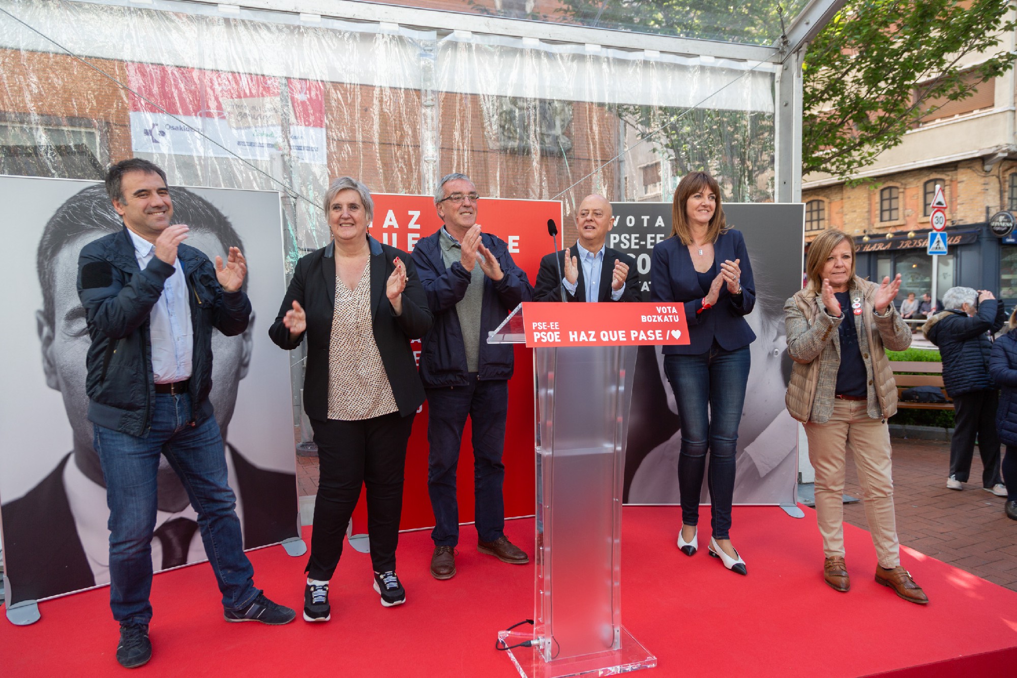 Acto pol&iacute;tico en Eibar con Miguel de los Toyos, Od&oacute;n Elorza e Idoia Mendia | Foto: Socialistas Vascos