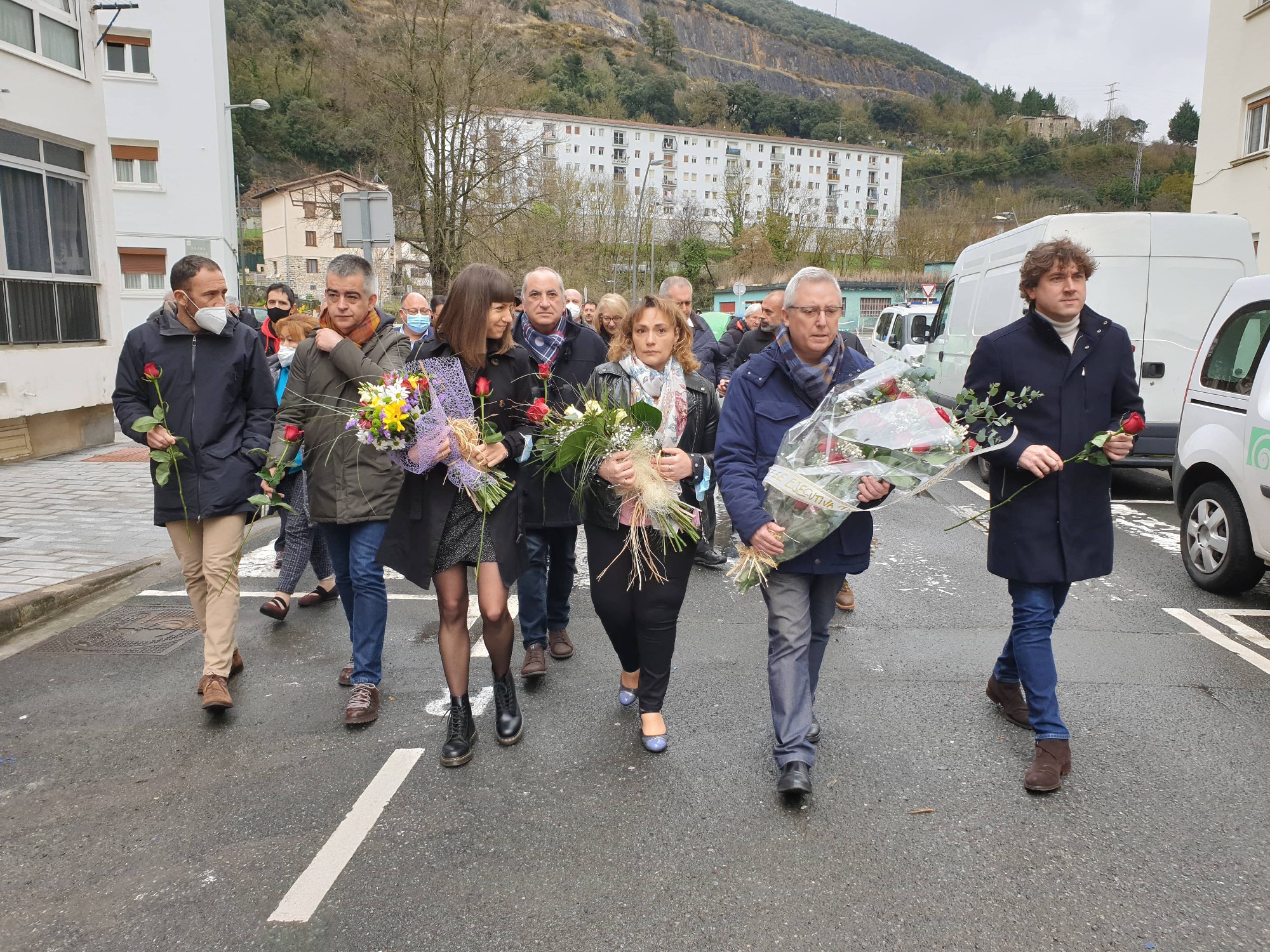 Los Socialistas Vascos recuerdan a Isaías Carrasco en el aniversario de su asesinato | Foto: Socialistas Vascos