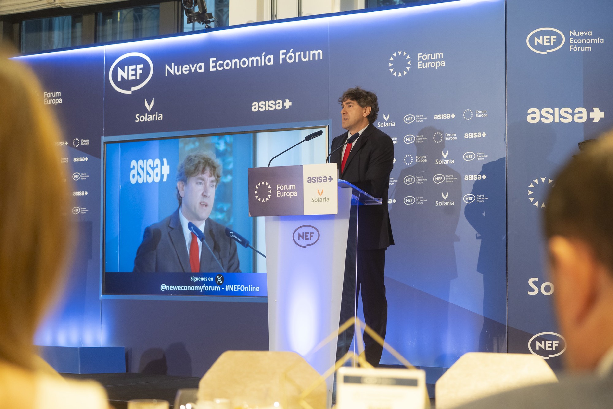 El Secretario General del PSE-EE, Eneko Andueza, durante el Nueva Economía Fórum celebrado en Madrid | Foto: Socialistas Vascos