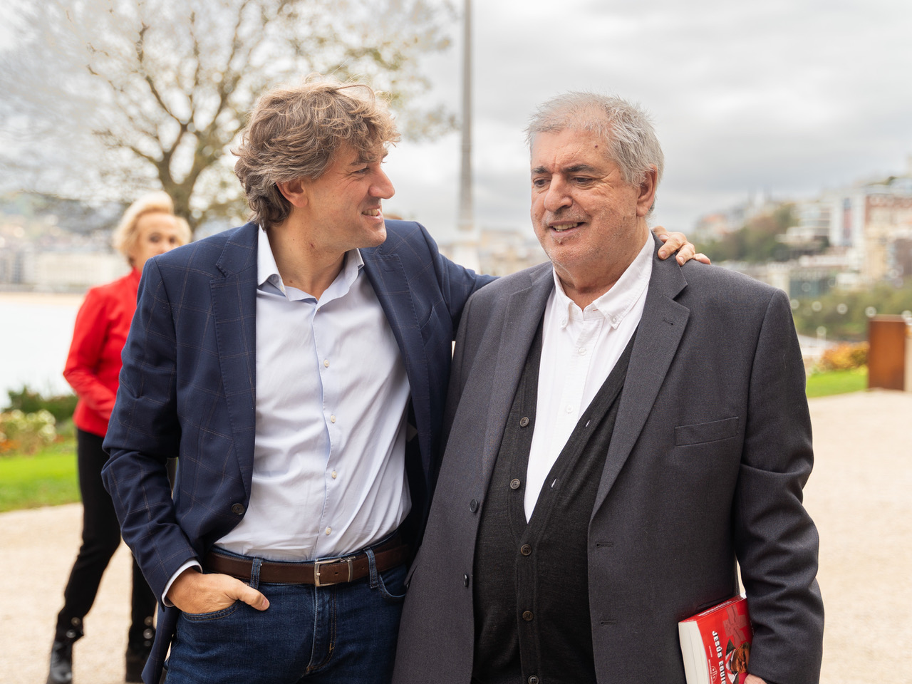  la presentación del libro de este último “Memorias Políticas. El infierno de la transición vasca. Reflexiones. El fin de ETA según ETA”.