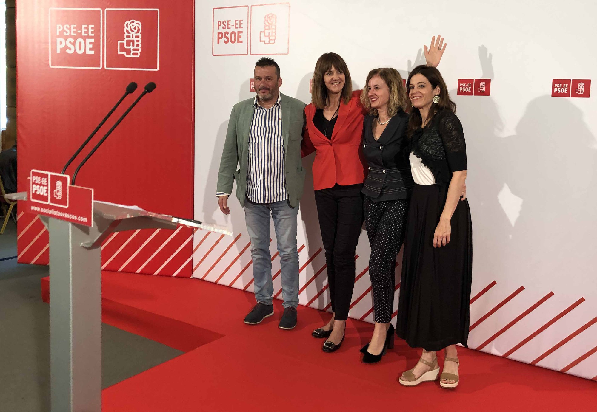 La Secretaria general del PSE-EE, Idoia Mendia, ha participado en la Fiesta Socialista de &Aacute;lava junto a la Secretaria General de los Socialistas de &Aacute;lava, Cristina Gonz&aacute;lez, la candidata a la alcald&iacute;a de Vitoria-Gasteiz, Maider Etxebarria, y el alcalde de Nanclares de Oca, Javier Mart&iacute;nez | Foto: Socialistas Vascos.