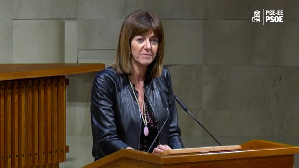 Idoia Mendia en el homenaje a Jos&eacute; Ram&oacute;n Recalde