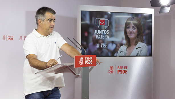Miguel Angel Morales presenta la campa&ntilde;a del PSE-EE [Foto: Socialistas Vascos]