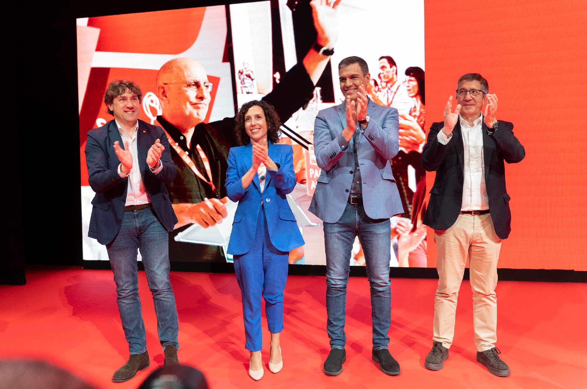 El Secretario General del PSE-EE, Eneko Andueza, junto al presidente del Gobierno y Secretario General del PSOE, Pedro Sánchez, el lehendakari y portavoz en el Congreso de los Diputados, Patxi López, la Secretaria de Cultura del PSE-EE y concejala de Bilbao, Nora Abete | Foto: Socialistas Vascos