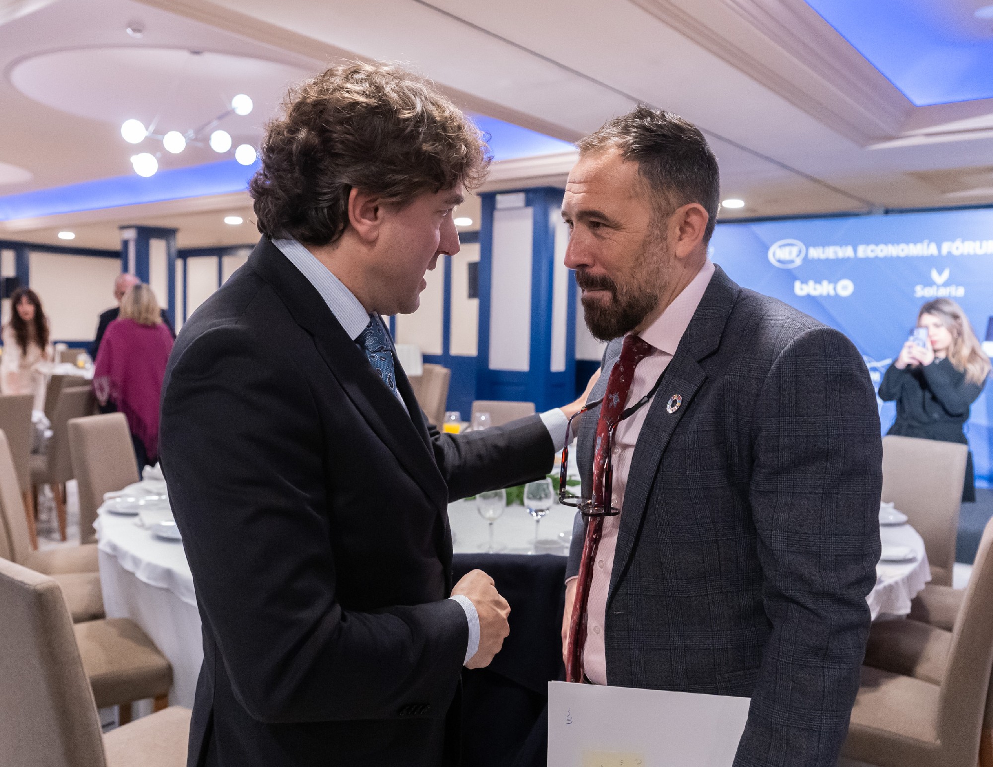El Secretario General del PSE-EE, Eneko Andueza, junto al Delegado del Gobierno en Euskadi, Denis Itxaso, en el Fórum Europa-Tribuna Euskadi | Foto: Socialistas Vascos