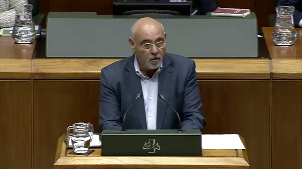 Jos&eacute; Antonio Pastor, hoy en el Parlamento Vasco. Foto | Socialistas Vascos