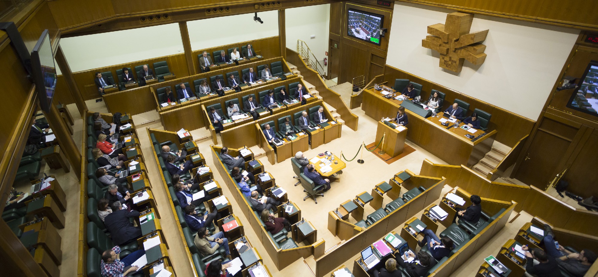 Imagen de archivo del Pleno del Parlamento Vasco. Foto: Socialistas Vascos