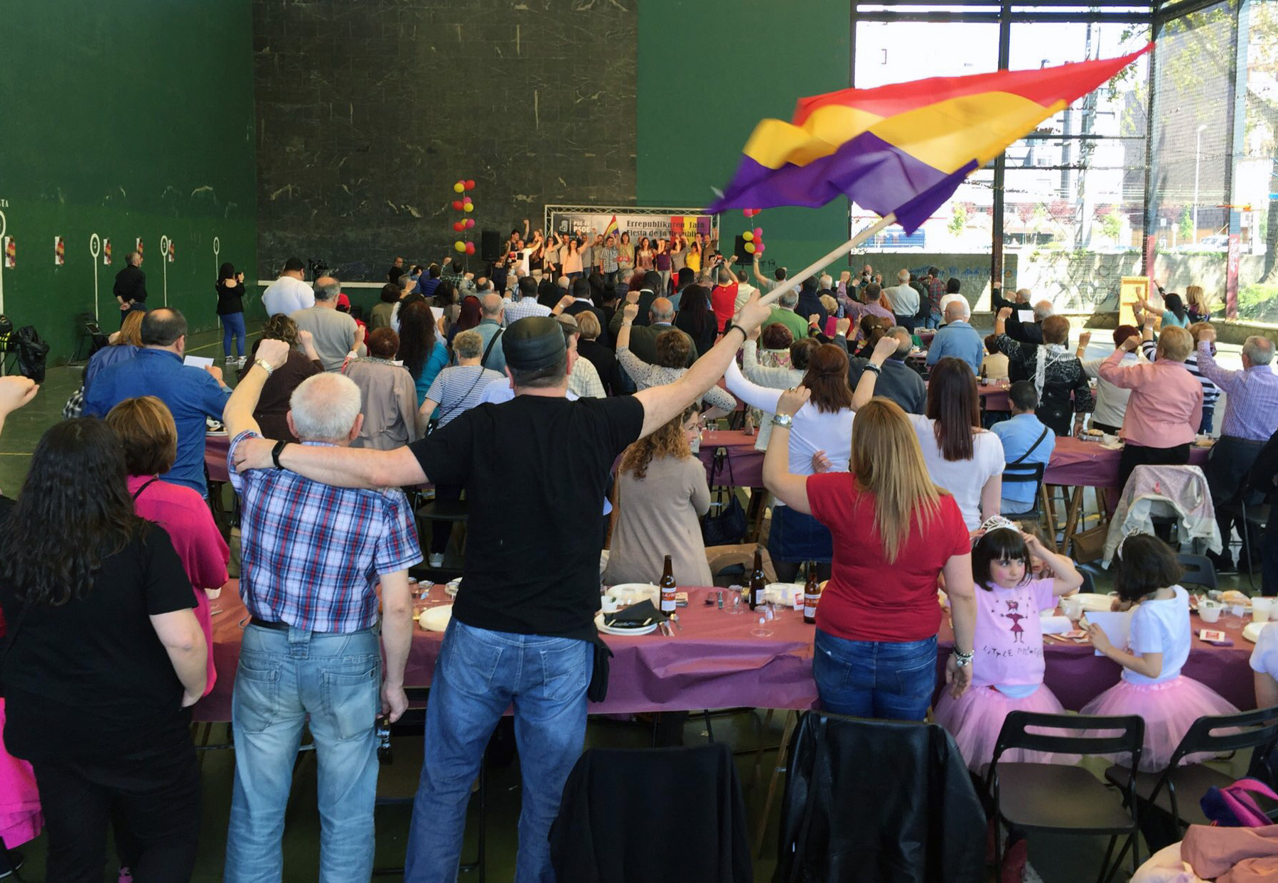 Fiesta de la Rep&uacute;blica en Barakaldo. Foto | Socialistas Vascos