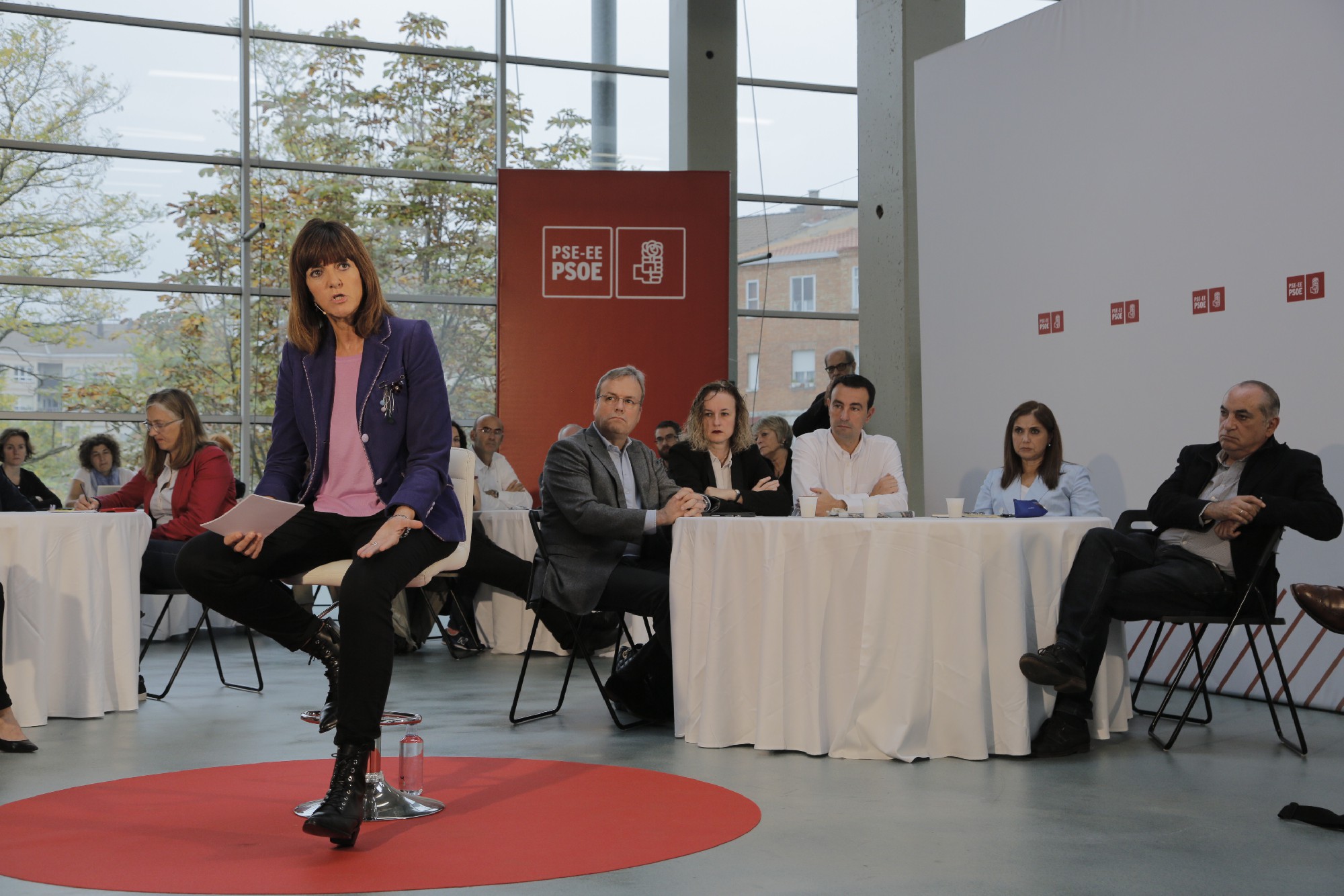 Idoia Mendia interviene en la jornada de trabajo con cargos del Gobierno Vasco | Foto: Socialistas Vascos