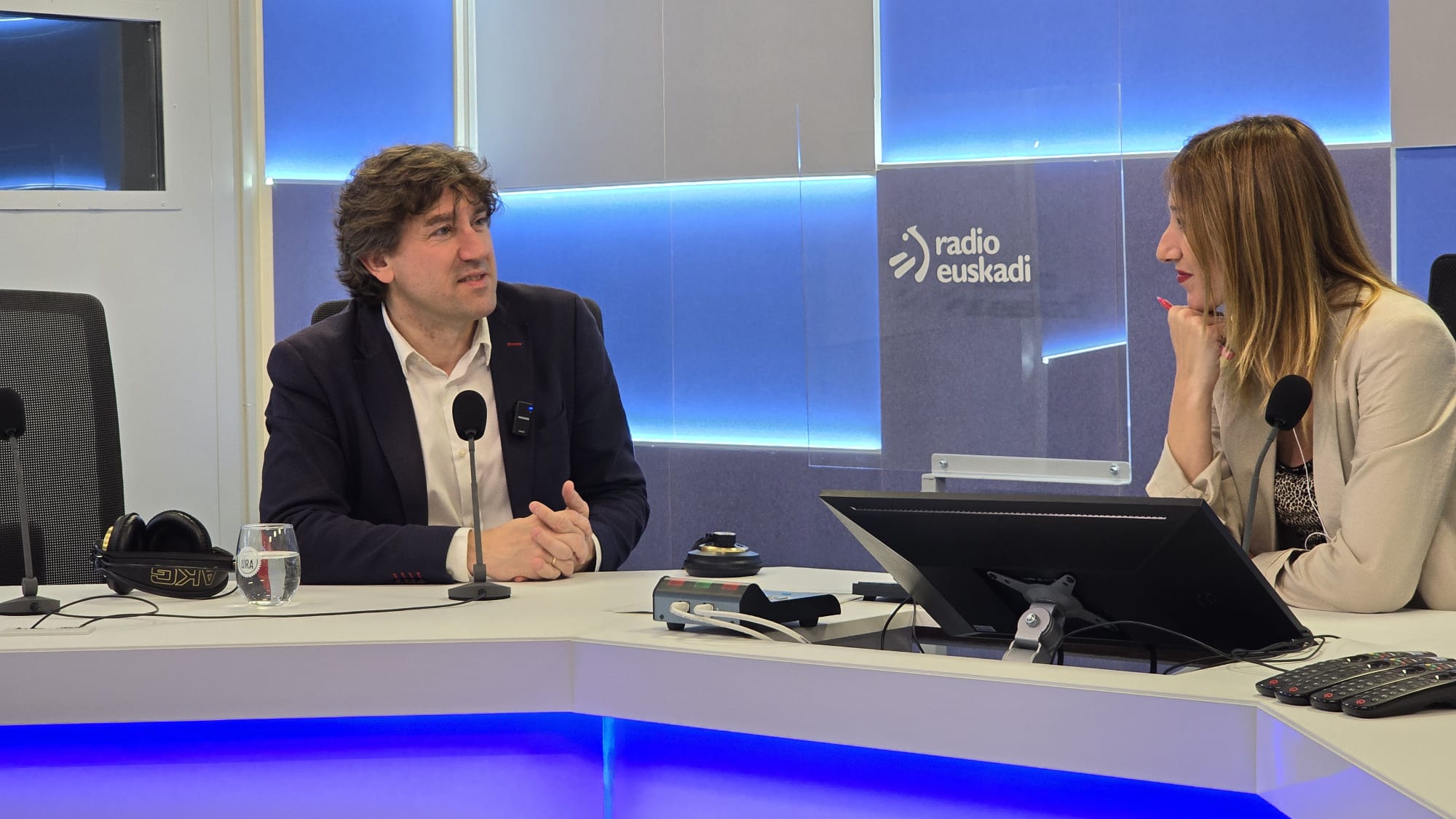 Eneko Andueza, durante la entrevista en Radio Euskadi. Foto: Socialistas Vascos